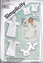 8539 SIMPLICITY BABY LAYETTE, SACQUE, BOOTIES, GOWN, BUNTING, BLANKET PATTERN  UNCUT